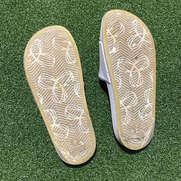 Aritzia TNA white slides size 8 womens - Picture 2 of 4